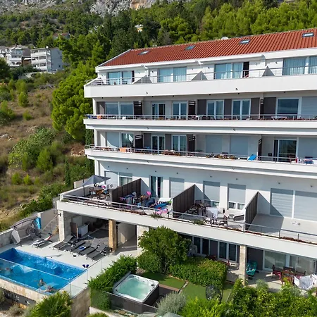 Jolara With Heated Pool *